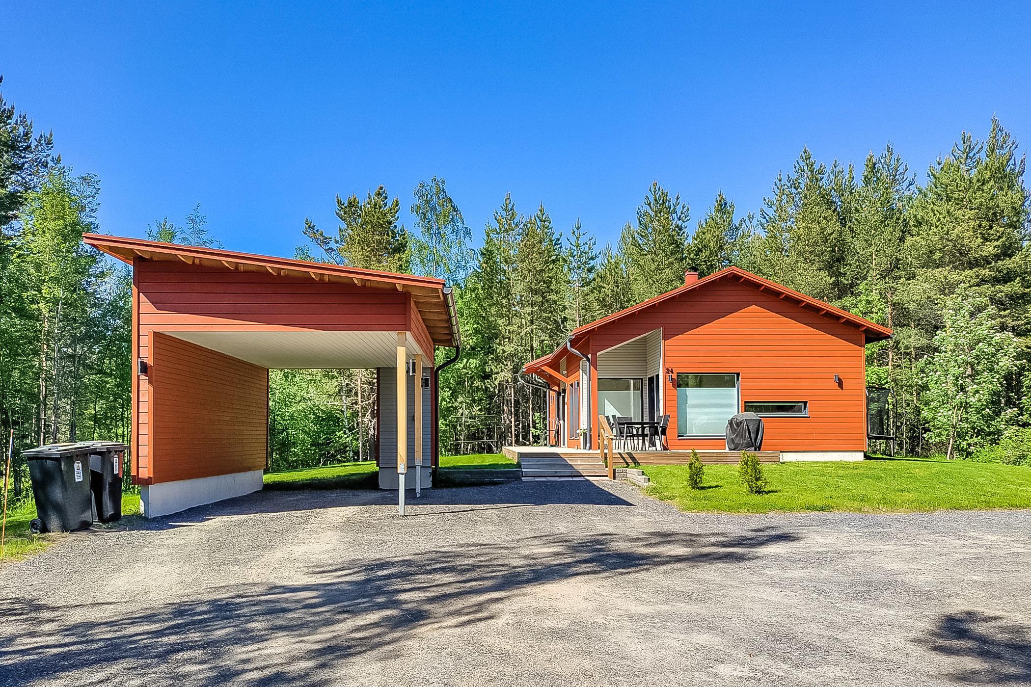 Log paneled cabin, built in 2020. Living room/kitchen with spreadable sofa, bedroom with double bed, second bedroom with 3 single beds, sauna (“ever ready” electric stove), washroom/WC 2 showers, separate WC and partially covered terrace.